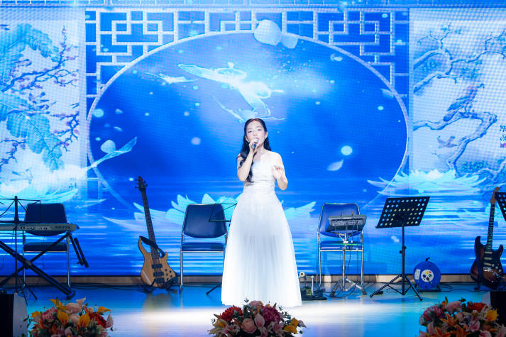 Trình diễn giàu bản sắc, sinh viên Thanh nhạc tỏa sáng trong kỳ thi tốt nghiệp 65