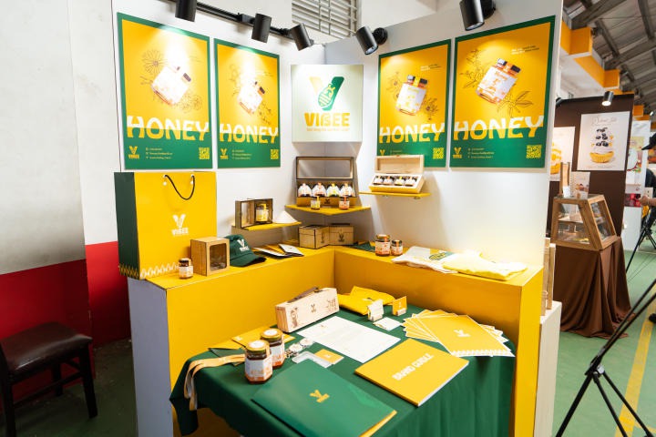 Sinh viên ngành Thiết kế đồ họa “trình làng” hơn 70 tác phẩm tại triển lãm đồ án tốt nghiệp 65