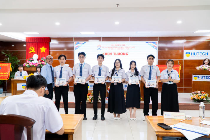 Đại hội Đại biểu Hội Sinh viên Việt Nam khoa Quản trị Kinh doanh: Dấu mốc chuyển mình, tiếp nối hành trình cống hiến 212