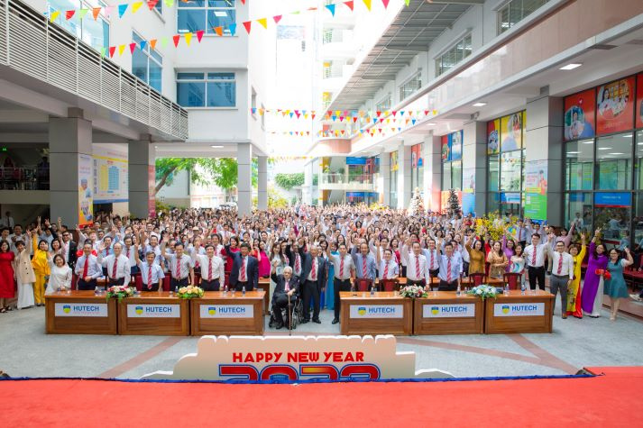 [HUTECH 30 năm] HUTECH - 30 mùa rạng rỡ