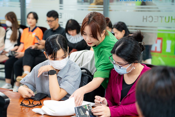 Cuộc thi “From Vietnam With Love” chính thức phát động, sinh viên Thiết kế thời trang HUTECH có cơ hội thể hiện tài năng 82