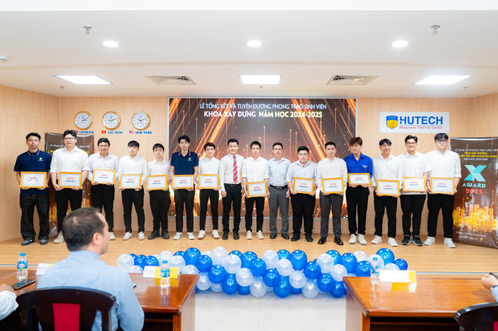 Dấu ấn một năm nỗ lực: Khoa Xây dựng tổng kết phong trào sinh viên và trao giải X-AWARD 2025 58