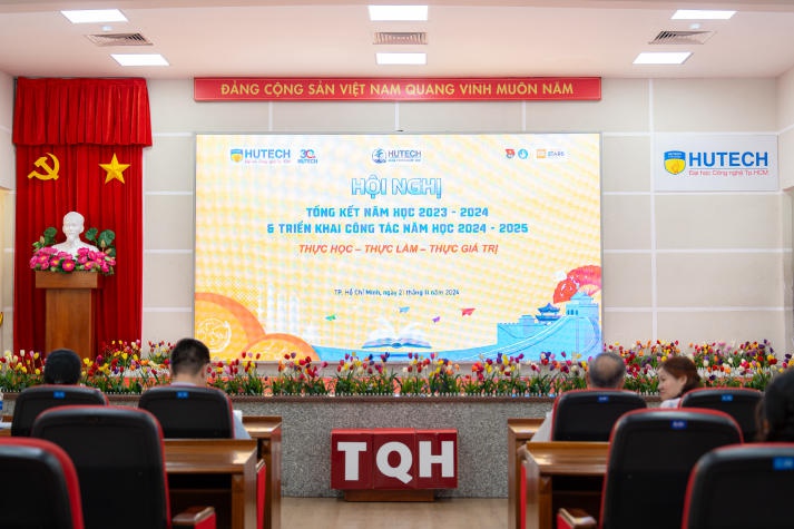 Tổng kết và triển khai công tác năm học 2024-2025, Khoa Trung Quốc học bắt đầu cho một hành trình phát triển mạnh mẽ 13