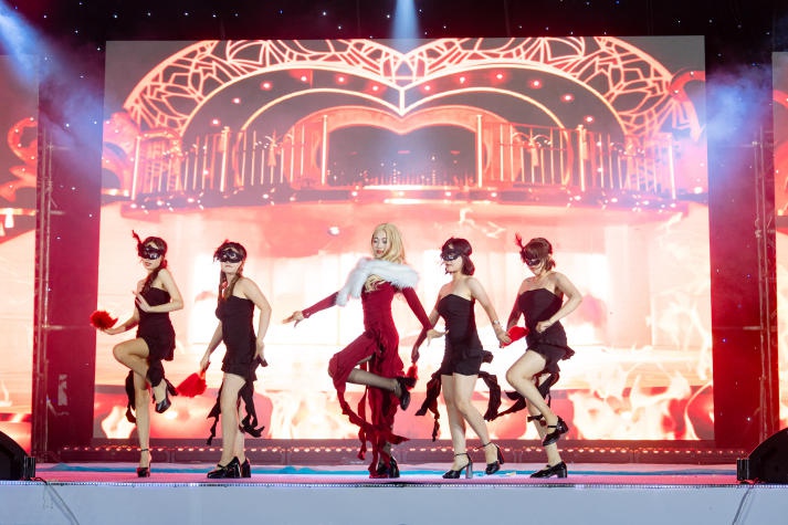 Trải nghiệm học theo kiểu “độc lạ” cùng sinh viên HUTECH tại loạt sân chơi “cực chất” 121