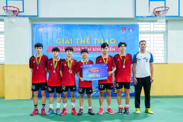 Chủ nhân của những giải thưởng đã lộ diện! HUTECH 2