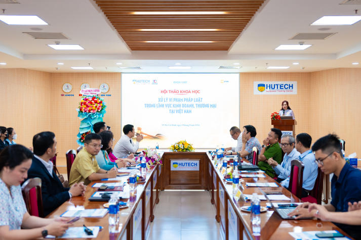 [Hướng nghiệp 2026] Đằng sau mỗi hợp đồng kinh doanh, vai trò của người học Luật kinh tế ra sao? 50