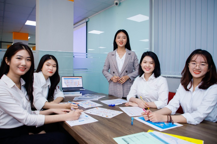 [Hướng nghiệp 2026] Vì sao cử nhân Quản trị kinh doanh luôn có nhiều cơ hội nghề nghiệp? 7