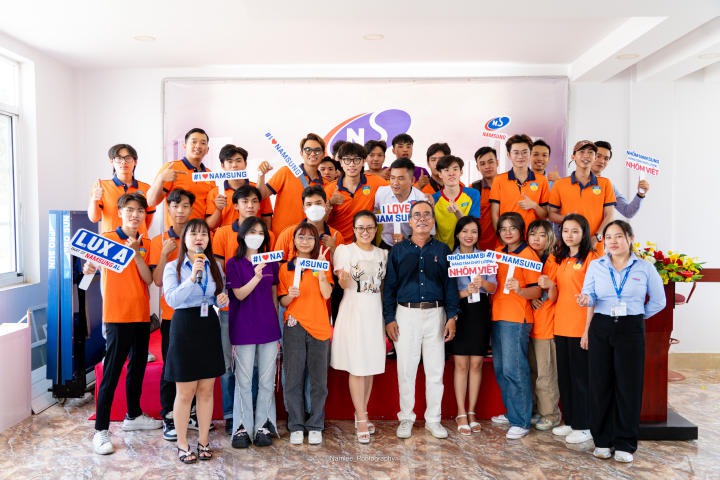 Sinh viên Khoa Kiến trúc - Mỹ thuật tích luỹ kiến thức thực tế tại chuyến tham quan Công ty TNHH Nhôm Nam Sung 116