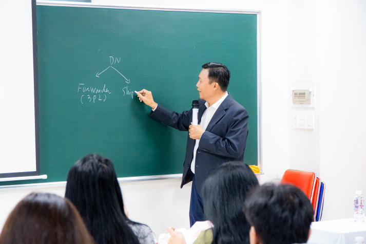 Logistics và Xuất nhập khẩu: Cánh cửa nghề nghiệp rộng mở cho sinh viên Ngôn ngữ Anh 42