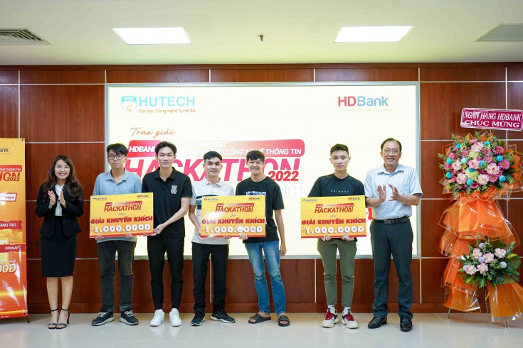 Khoa Công nghệ thông tin tổ chức Vòng Chung kết và Lễ trao giải cuộc thi HDBANK HACKATHON 2022 344