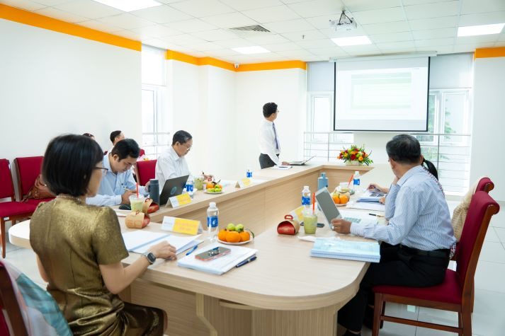 Bảo vệ luận văn Thạc sĩ ngành Thú y tại HUTECH: Nghiên cứu ứng dụng trong chẩn đoán và điều trị 42