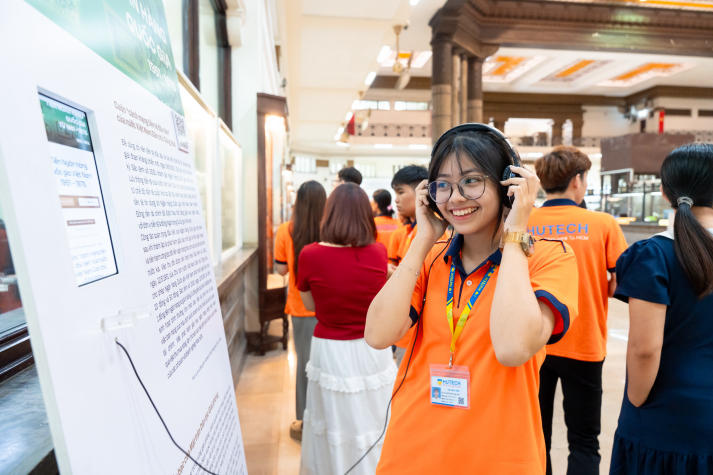 Sinh viên Khoa Tài chính - Thương mại khám phá hành trình phát triển của dòng tiền tại Ngân hàng Nhà nước Việt Nam 43