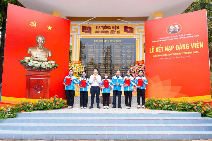 TS. Huỳnh Ngọc Anh gửi gắm kỳ vọng về thế hệ sinh viên bản lĩnh, sáng tạo và giàu khát vọng cống hiến 44