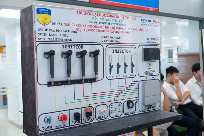 [Video] Học “chất” như sinh viên HUTECH: tự tay thực hiện loạt đồ án hoành tráng 59