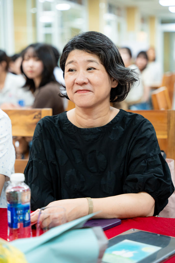 Sinh viên Đại học Kagawa trải nghiệm văn hóa và mở rộng tư duy hội nhập cùng sinh viên viên HUTECH 30