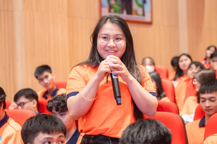 Tân sinh viên I-HUTECH định hình lộ trình tiếng Anh ngay từ những ngày đầu 82