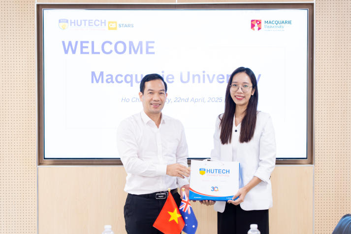 Đẩy mạnh quốc tế hóa giáo dục: HUTECH bàn thảo hợp tác chiến lược với Macquarie (Úc) 62