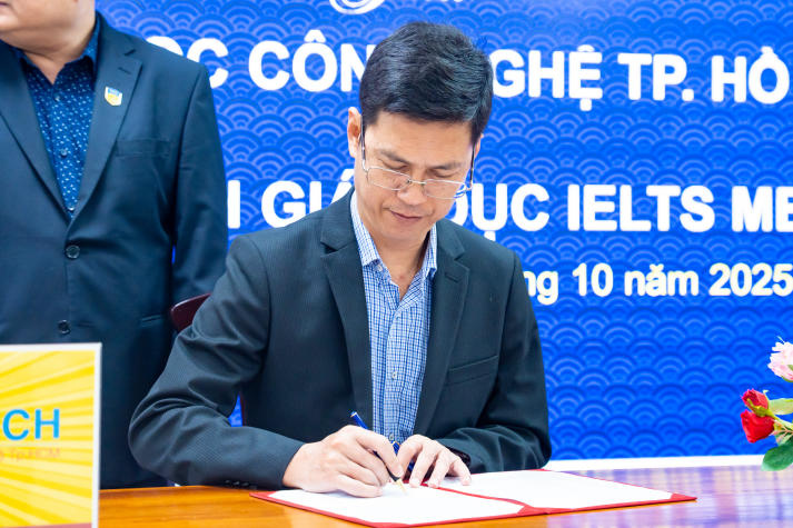 Tiếng Anh - “chìa khóa” mở rộng cơ hội nghề nghiệp cho sinh viên HUTECH 95