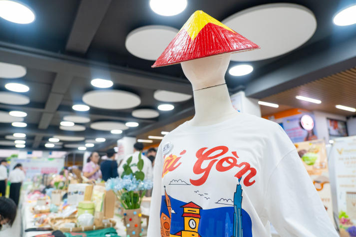 [Video] Khi sinh viên Khoa Quản trị Kinh doanh trở thành “nhà sáng tạo xanh” 61