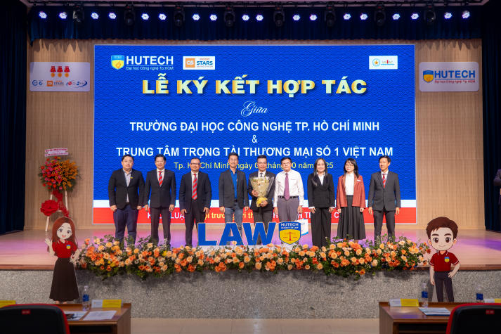 Tân sinh viên Khoa Luật khóa 2025 chính thức bước vào hành trình chinh phục kiến thức pháp lý 57