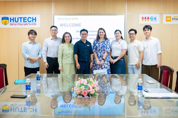 HUTECH kết nối học thuật cùng nghiên cứu sinh John von Neumann University (Hungary) 94
