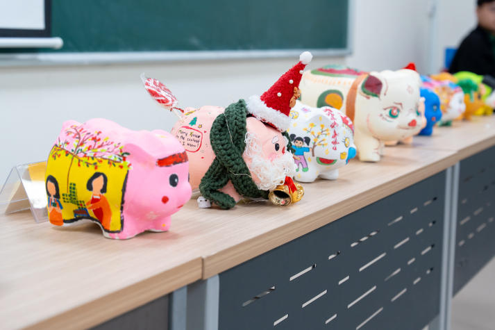 Gom yêu thương - tạo thay đổi: Sinh viên Viện Khoa học Ứng dụng  lan tỏa giá trị nhân văn qua “Piggybank for Change 2025” 36