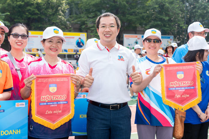 [Video] Bùng nổ tinh thần thể thao, Hội thao CB-GV-NV HUTECH 2026 khởi động mùa tranh tài rực lửa 125