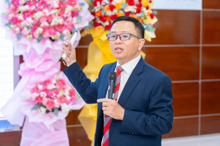HUTECH khai giảng chương trình đào tạo Tiến sĩ, Thạc sĩ đợt 2 năm 2026, tiếp nối hành trình chinh phục tri thức 102