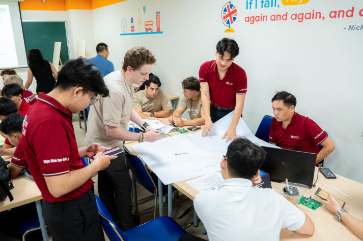 HUTECH and University of Newcastle students connect through Nucleo experiences and technical exchange 83