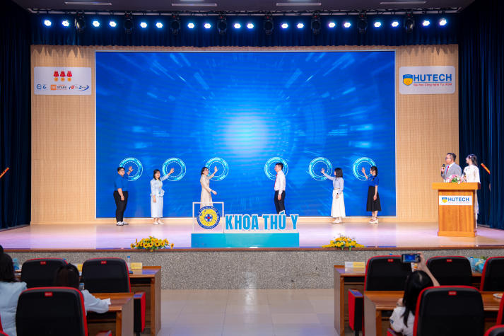 Gần 70 đội thi khởi động sân chơi học thuật sáng tạo “Thiết kế mô hình cơ thể học Thú y” lần IV - năm 2026 76