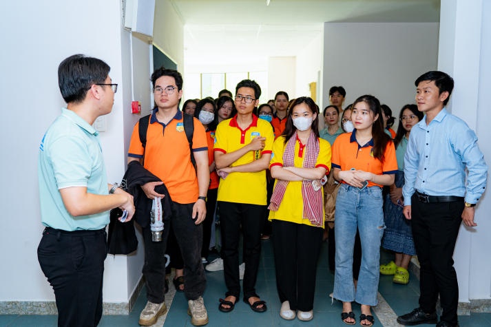 HUTECH khánh thành Công trình Thanh niên Xanh - Sạch - Đẹp tại Ký túc xá sinh viên Lào (TP.HCM) 49