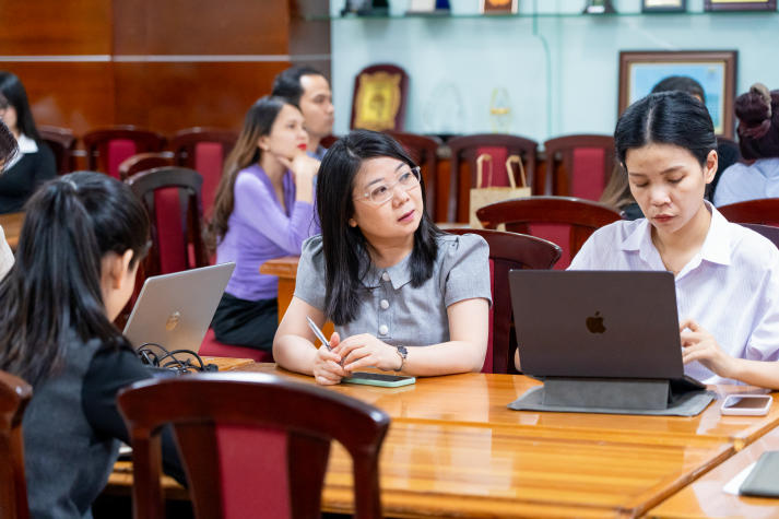 [Video] Ứng dụng AI không cần code trong giảng dạy và nghiên cứu tại HUTECH 55