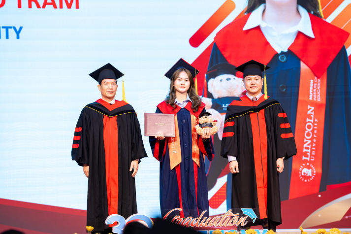 Học kinh doanh chuẩn Hoa Kỳ, Gen Z tự tin bước vào thị trường toàn cầu cùng chương trình Cử nhân Đại học Lincoln 113