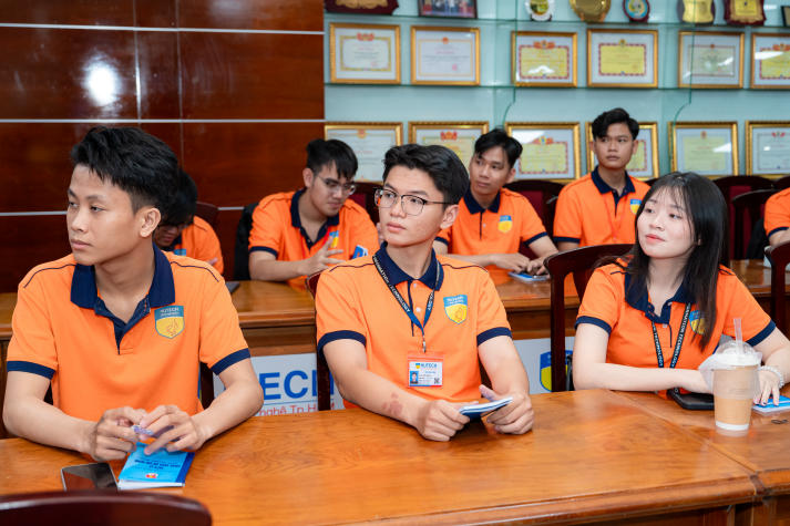 Lớp phát triển Đoàn viên đợt 2 năm học 2025-2026 bồi dưỡng lý tưởng cho thế hệ trẻ 39