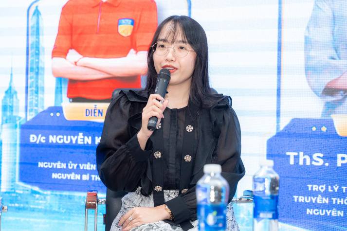Sinh viên Khoa Tài chính - Thương mại chinh phục Sinh viên 5 tốt từ hành trình hoàn thiện chính mình 39