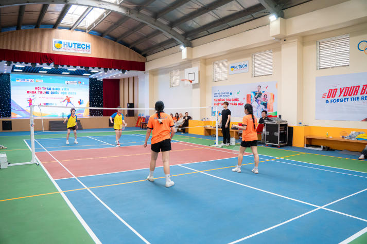 Hơn 200 vận động viên Khoa Trung Quốc học bùng nổ khát vọng bứt phá tại hội thao 43