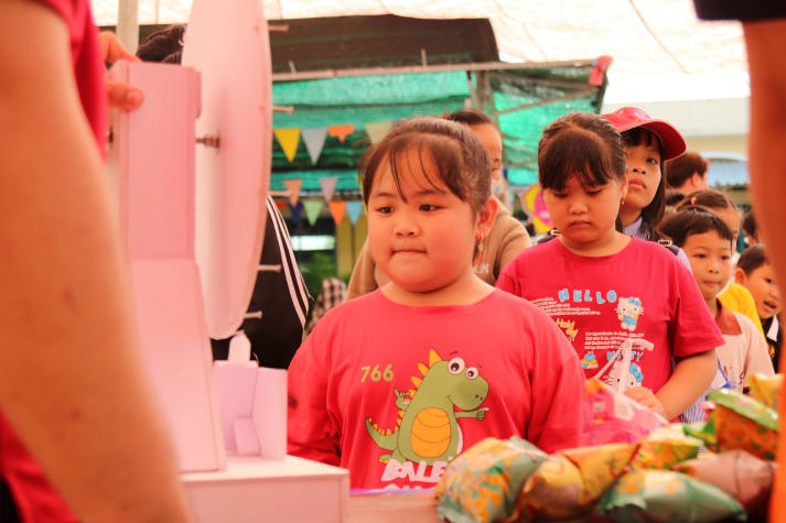 Hành trình tuổi trẻ HUTECH gieo yêu thương, nâng bước em đến lớp 54