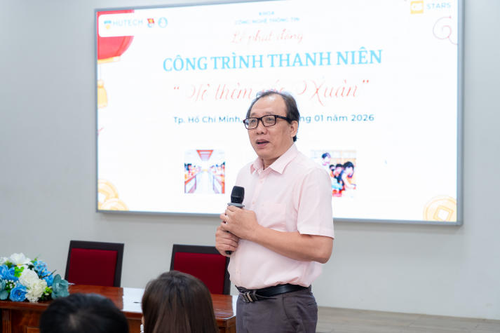 Sinh viên Khoa Công nghệ thông tin chung tay thực hiện Công trình Thanh niên “Tô thêm sắc Xuân” 9