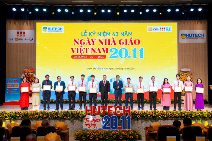 [Video] HUTECH long trọng công bố xếp hạng QS Ranking trong dịp Tri ân Nhà giáo 20/11 192