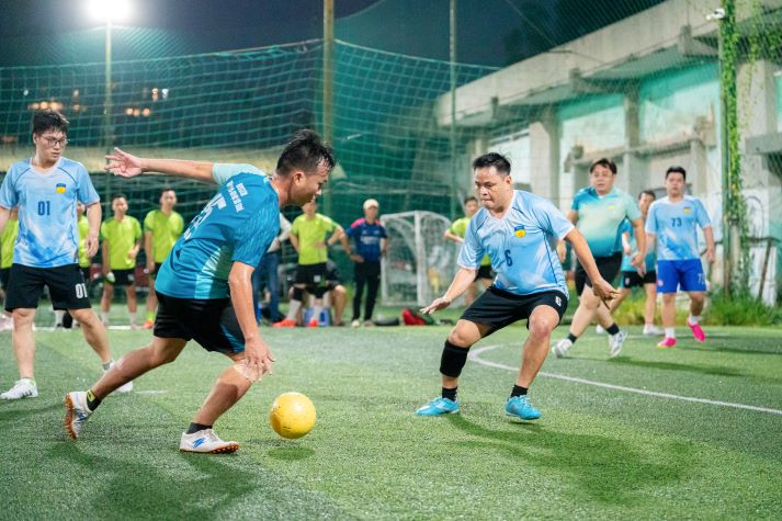 [Hội thao CB-GV-NV 2026] Bóng đá nam nóng ngay lượt trận mở màn 21
