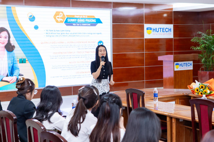 Kết nối tri thức và trái tim, sinh viên Tâm lý học vững vàng trên hành trình chinh phục nghề 23