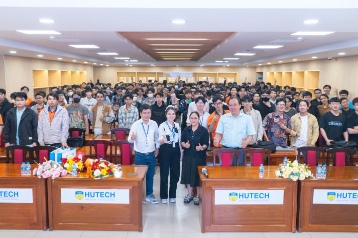 Giao lưu cùng chuyên gia TMA Tech Group, sinh viên Khoa Công nghệ thông tin khám phá nghề Software Testing and QA 87