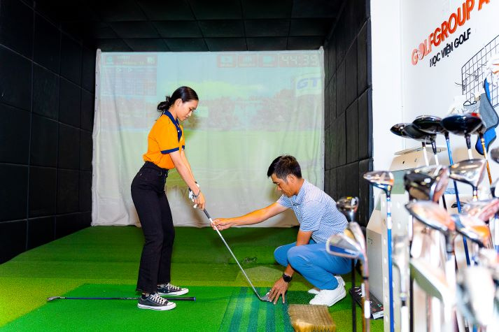 Sinh viên HUTECH sớm “bắt sóng” môi trường làm việc thực tế ngay từ năm nhất 119