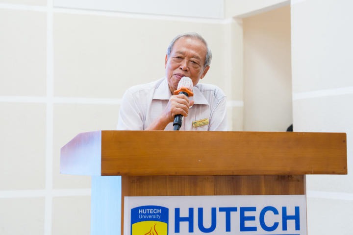 Sinh viên HUTECH sôi nổi tìm hiểu “Tác hại của thuốc lá và thuốc lá thế hệ mới đối với sức khoẻ của thanh thiếu niên” 72