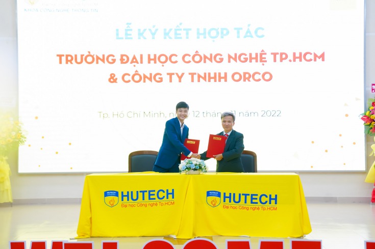 Trong khuôn khổ chương trình, HUTECH đã tiến hành ký kết hợp tác cùng các công ty HUTECH 3