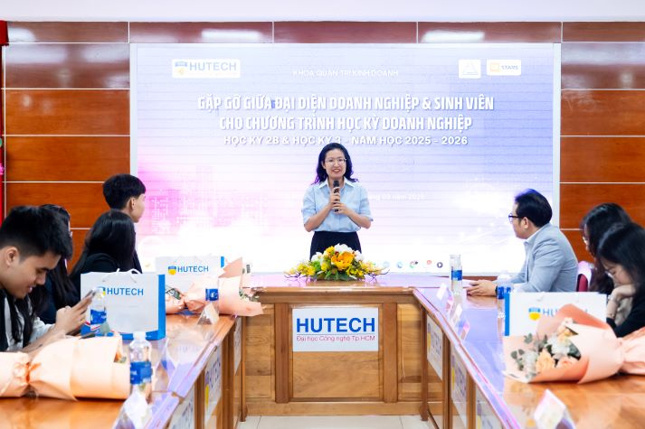 Học kỳ doanh nghiệp: “đường băng” để sinh viên Quản trị kinh doanh tăng tốc vào môi trường làm việc thực tế 54