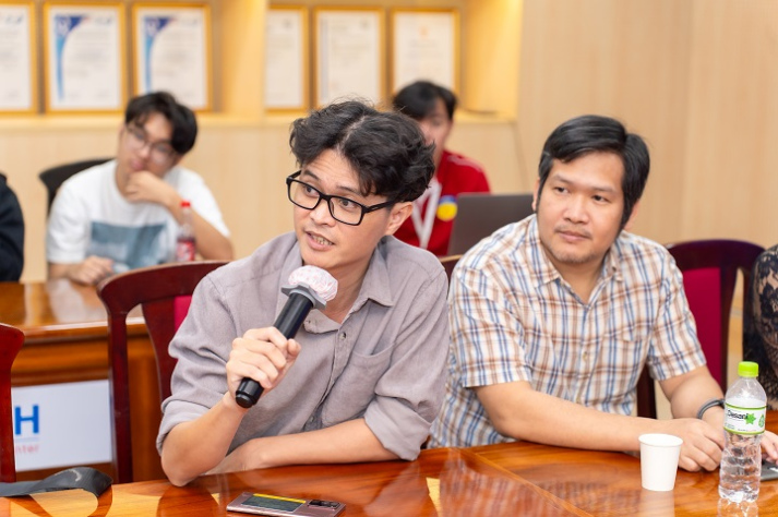 Giảng viên và sinh viên Khoa Kiến trúc - Mỹ thuật tăng cường ứng dụng công nghệ sáng tạo trong hoạt động dạy và học 48