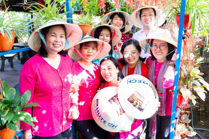 Ngày hội Nữ công HUTECH 2026: Gắn kết yêu thương, lan toả năng lượng tích cực 52