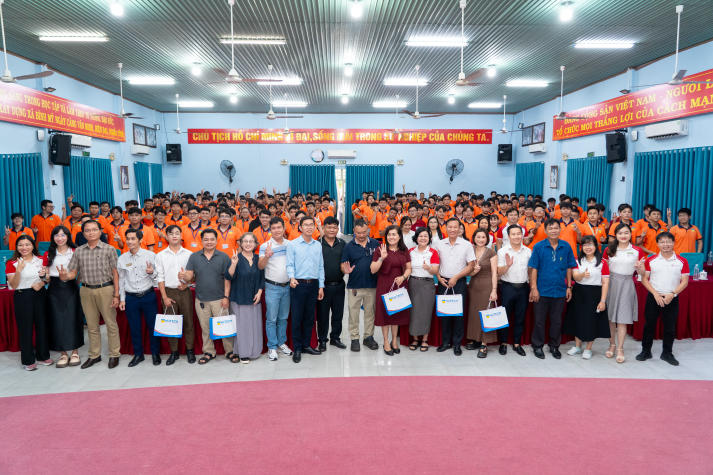 Sinh viên HUTECH tìm cơ hội khởi nghiệp từ mô hình nông nghiệp và du lịch sinh thái tại xã Bình Mỹ 84