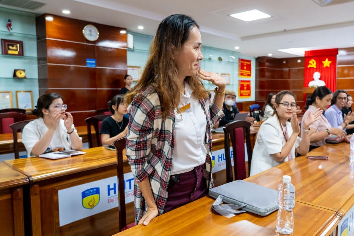 Nắm bắt bí quyết thành công, sinh viên Khoa học Xã hội và Quan hệ Công chúng tự tin thực hiện nghiên cứu khoa học 30